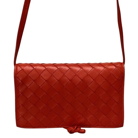 BOTTEGA VENETA Intrecciato - Red Leather Shoulder Bag 619-072925 - Picture 2 of 14